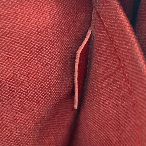 LOUIS VUITTON Authentic Brown Monogram Canvas Shoulder Bag - Picture 15 of 15